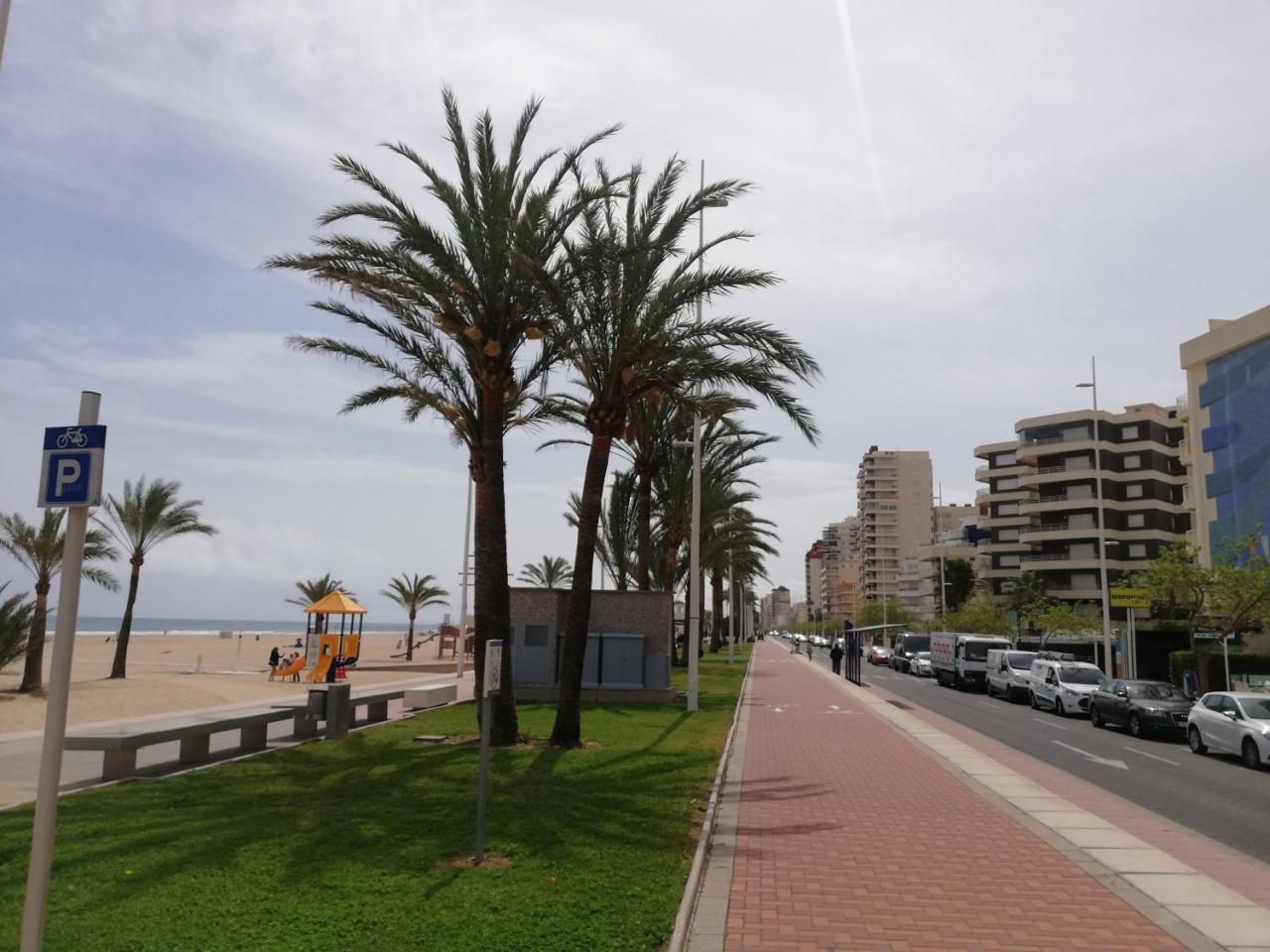 Duplex Altamar Solo Familias Serviplaya Gandía Kültér fotó